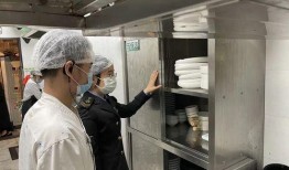 南京餐饮爆料案件最新,揭露行业潜规则，真相背后引关注