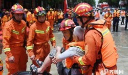 抗洪爆料最新,英勇无畏，守护家园的生死较量