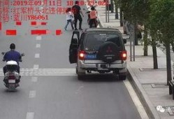 通江交通事故最新爆料,多车连环相撞，现场情况紧急！